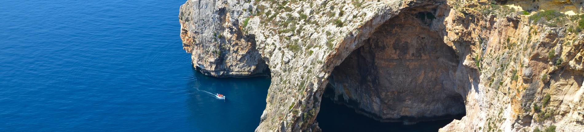 blue-grotto-3